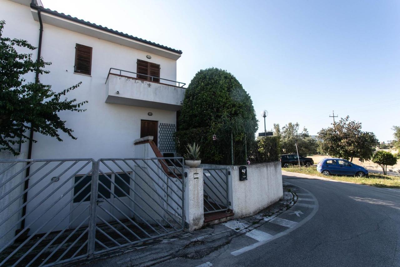 M148 - Marcelli, Deliziosa Villetta Con Giardino Ngoại thất bức ảnh